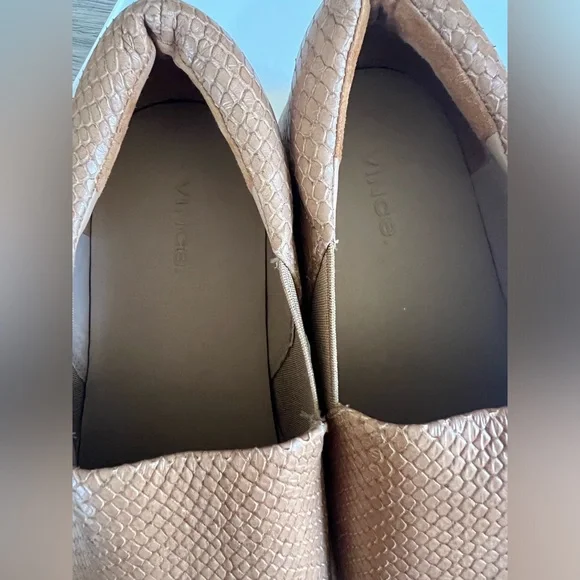 VINCE. - Leather snakeskin platform slip on shoes women’s size 10 - Picture 8 of 11